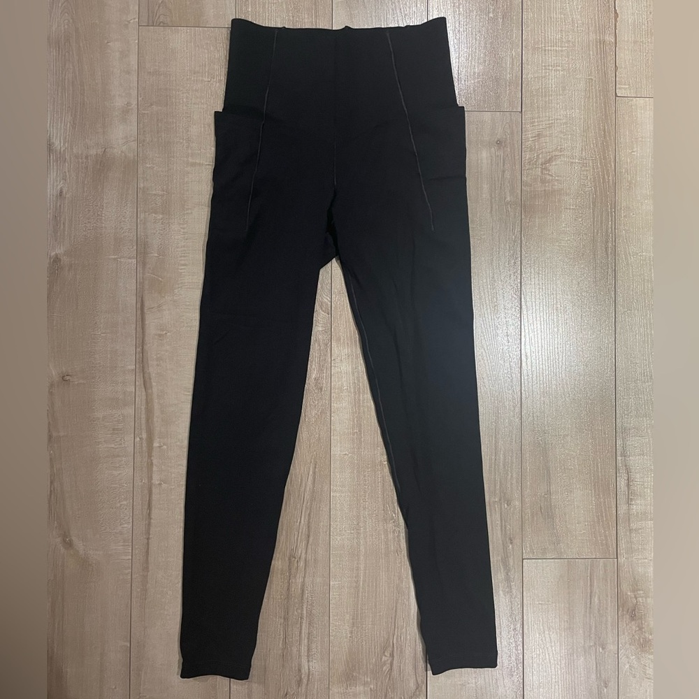 Aerie Offline Real Me Xtra Black High-Waisted Leggings with pockets